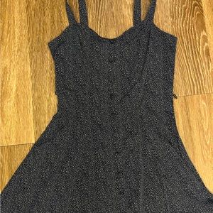 Eva Mendes midi retro dress